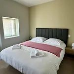 Semesterbostad Du Puits Olivier 10 Personne Chaleureux 3 Etoiles *