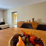 Du Puits Olivier 10 Personne Chaleureux 3 Etoiles *