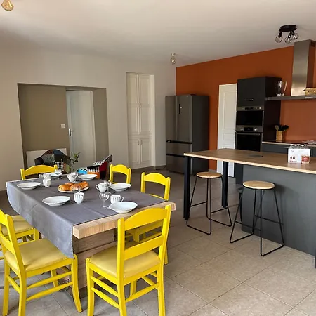 بيت للعطل Du Puits Olivier 10 Personne Chaleureux 3 Etoiles *