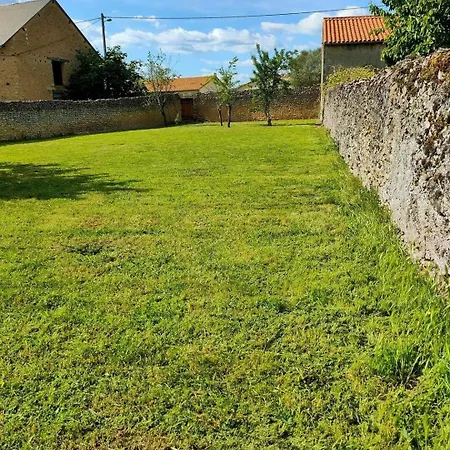 度假居 Du Puits Olivier 10 Personne Chaleureux 3 Etoiles *