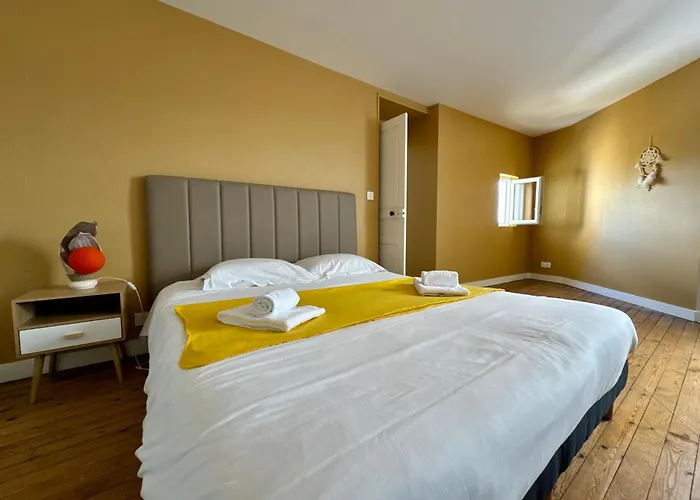 Du Puits Olivier 10 Personne Chaleureux 3 étoiles Сasa de vacaciones *